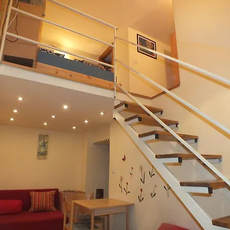 Duplex Apartment *
